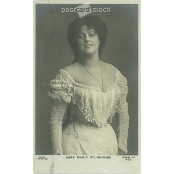 1904 – Miss Marie Studholme színésznő. Fotólap, képeslap. (2791182)