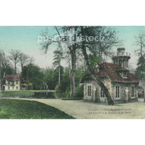 1906 – Versailles-i park a kis Trianon emlékmű. Színezett fotólap, képeslap. (2791382)