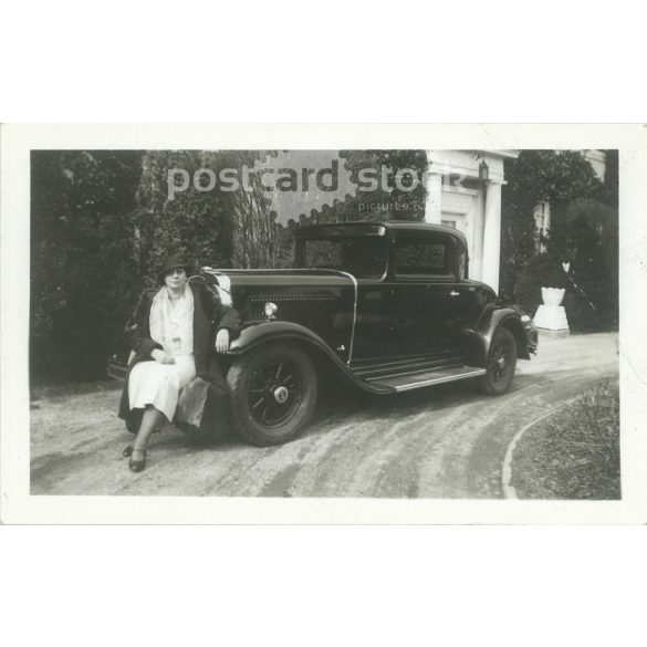 1934 – Németország. A fotót a Blackman fotóstúdió készítette. Impozáns autó, ismeretlen hölgy tulajdonosával. Fekete-fehér eredeti papírkép, régi fotó.  (2792417)