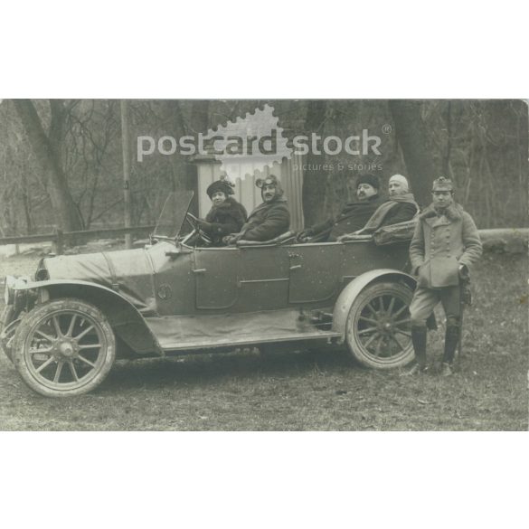 1910-es évek. Baden. Előkelő társaság autós kiránduláson. Louis Pichler fényképészeti műterme készítette. Eredeti papírkép. Régi fotó. Fekete-fehér fotólap, képeslap. (2792561)