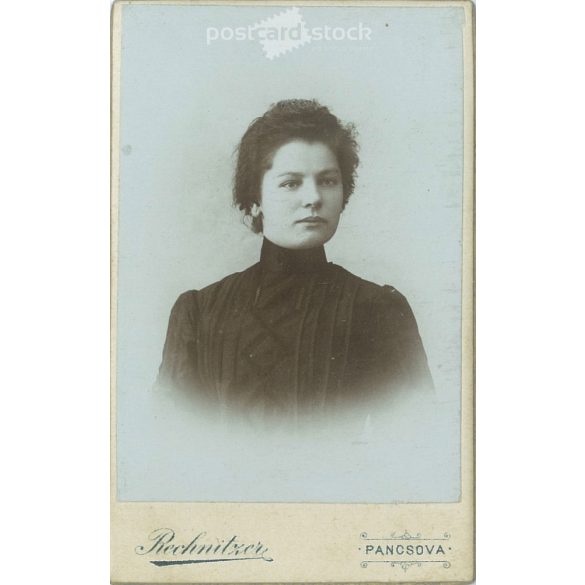 Rechnitzer Károly fényképészeti műterem munkája. 1900-as évek eleje. Pancsova, Szerbia. Katharine Kernweis, műtermi fotója. Régi fotó, vizitkártya, CDV fotó. (2792575)