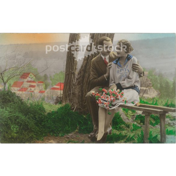 1935 – Romantikus képeslap. Eredeti papírkép. Régi fotó. Színezett fotólap, régi képeslap. (2792585)