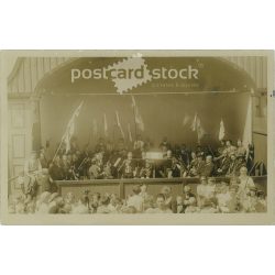   1920-as évek. Fúvószenekar. Eredeti papírkép. Régi fotó. Fekete-fehér fotólap, régi képeslap. (2792698)